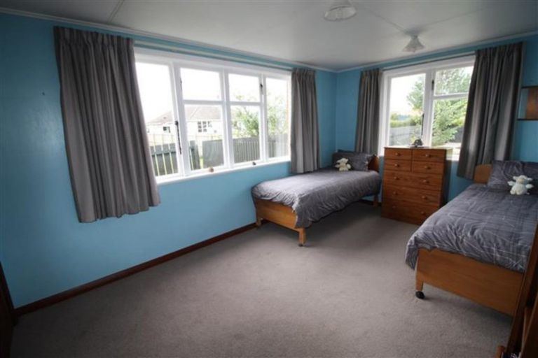 Photo of property in 16 Doon Street, Mosgiel, 9024