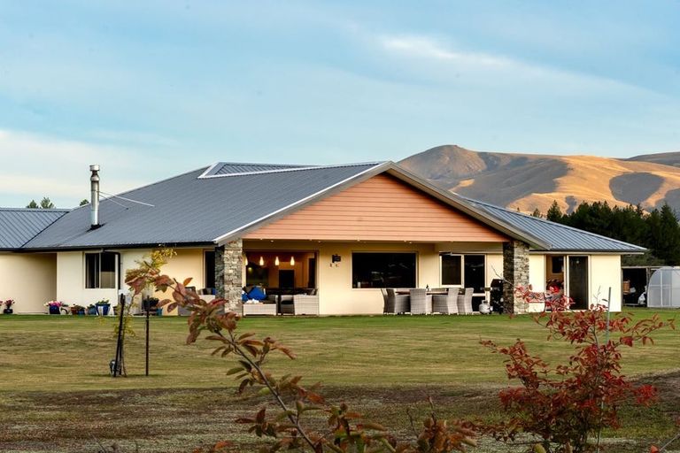 Photo of property in 271 Glen Lyon Road, Twizel, 7901