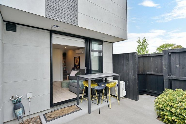 Photo of property in 8/10 New Brighton Road, Shirley, Christchurch, 8061