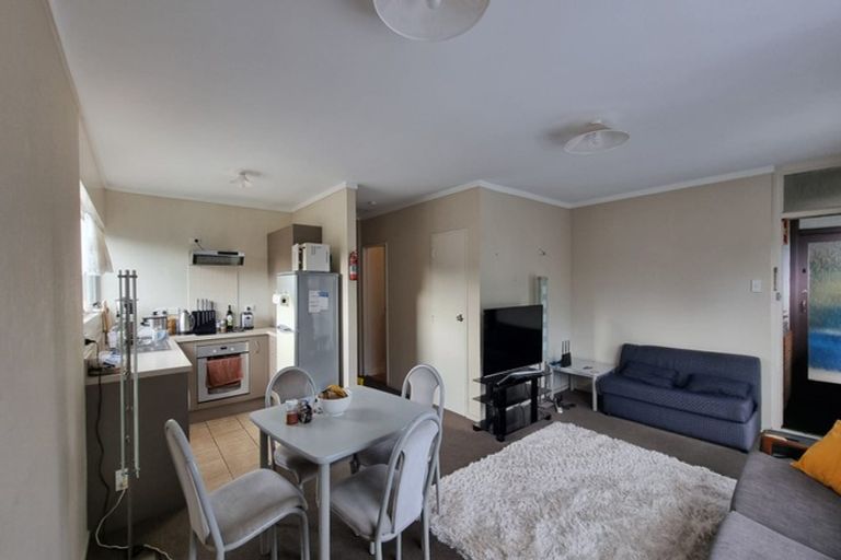 Photo of property in 126u6 Redwood Avenue, Tawa, Wellington, 5028