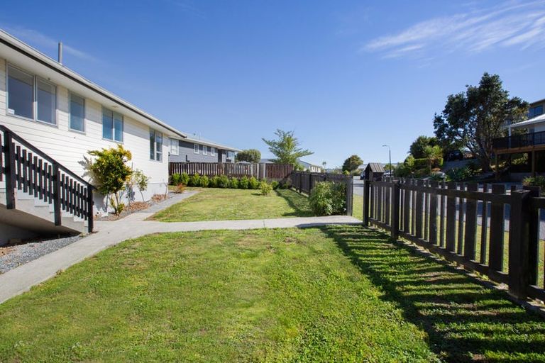 Photo of property in 9 The Bollard, Whitby, Porirua, 5024