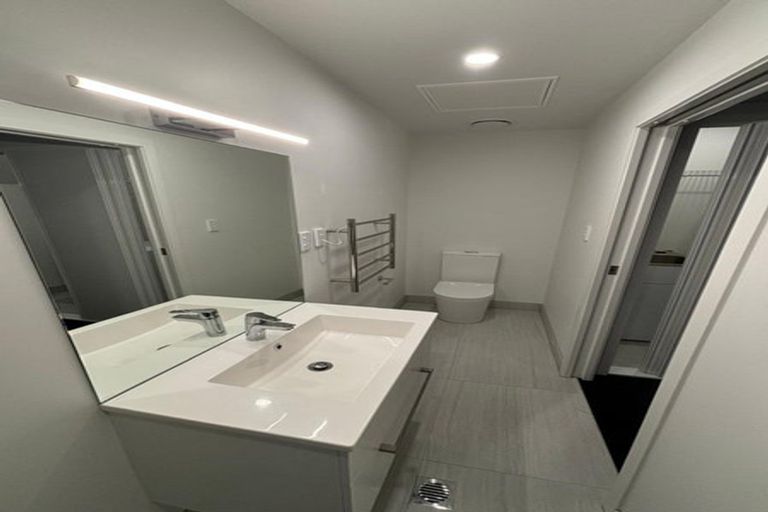 Photo of property in 35 Walmsley Road, Mangere, Auckland, 2022
