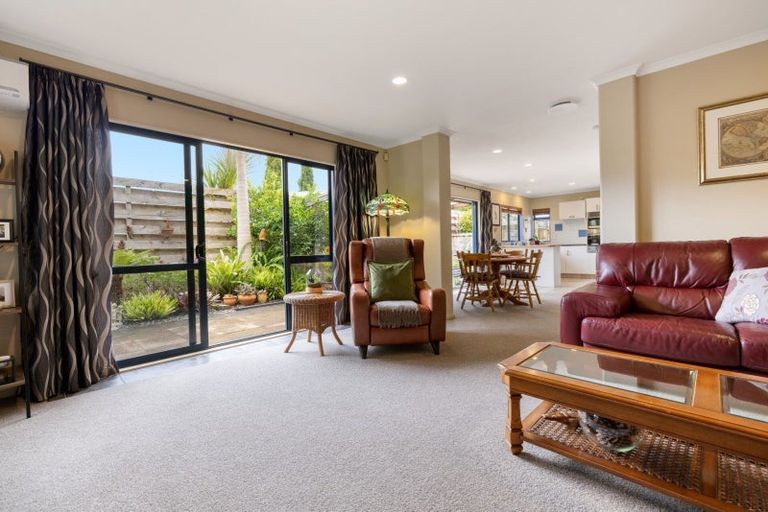 Photo of property in 291 Gravatt Road, Papamoa Beach, Papamoa, 3118