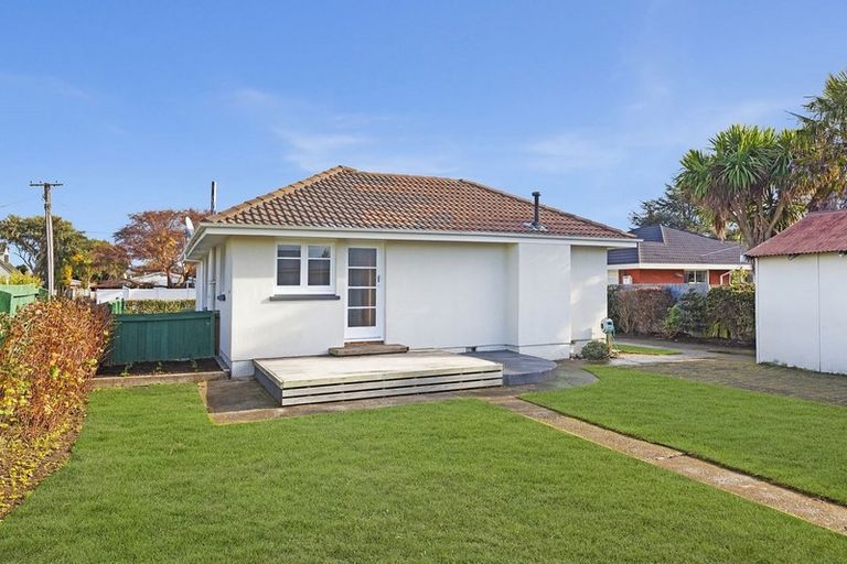 Photo of property in 50 Croziers Road, St Albans, Christchurch, 8052