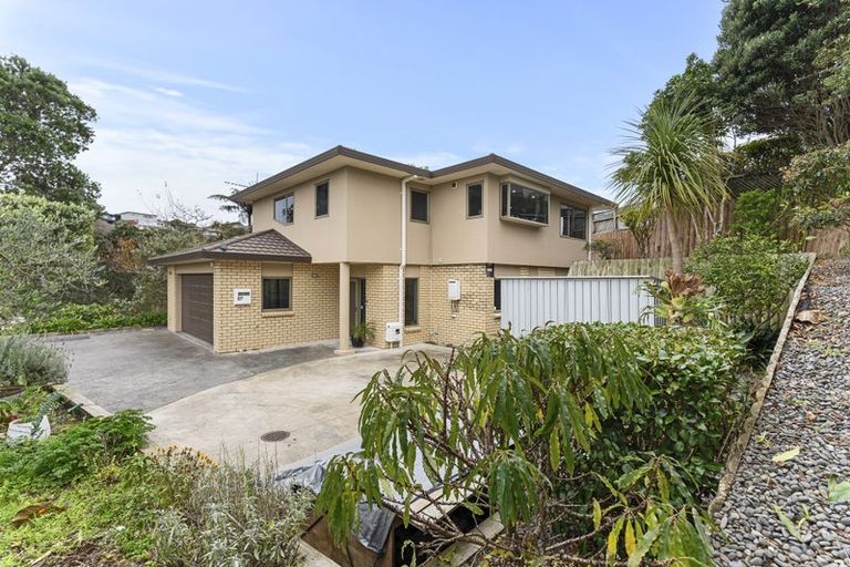 Photo of property in 18 Parris Street, Moturoa, New Plymouth, 4310