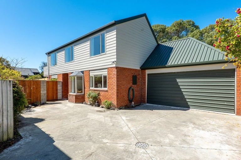 Photo of property in 33a Van Asch Street, Sumner, Christchurch, 8081