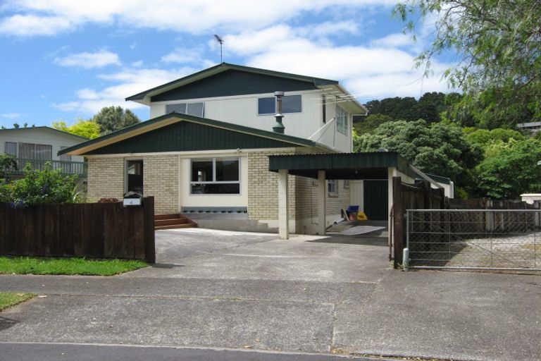 Photo of property in 4 Parvin Place, Pukekohe, 2120