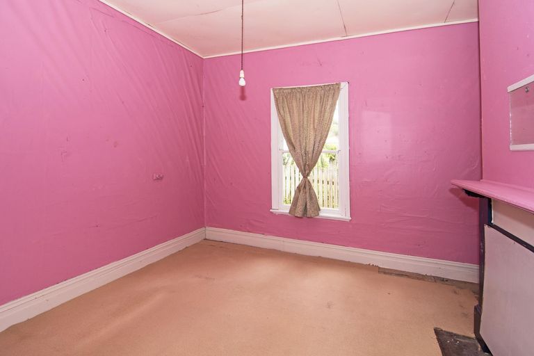 Photo of property in 83 Lincoln Road, Masterton, 5810