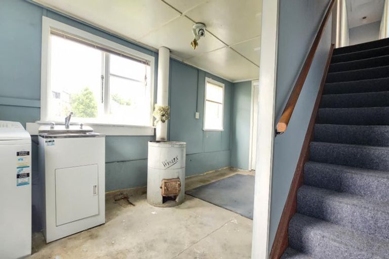 Photo of property in 44 Hindmarsh Street, Johnsonville, Wellington, 6037