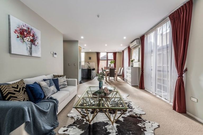 Photo of property in 13 Heidi Crescent, Flat Bush, Auckland, 2016