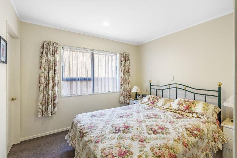 Photo of property in 12 Rua Road, Paraparaumu Beach, Paraparaumu, 5032