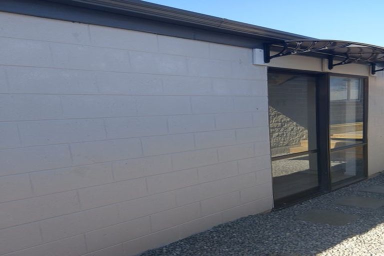 Photo of property in 12 Leverett Place, North New Brighton, Christchurch, 8083