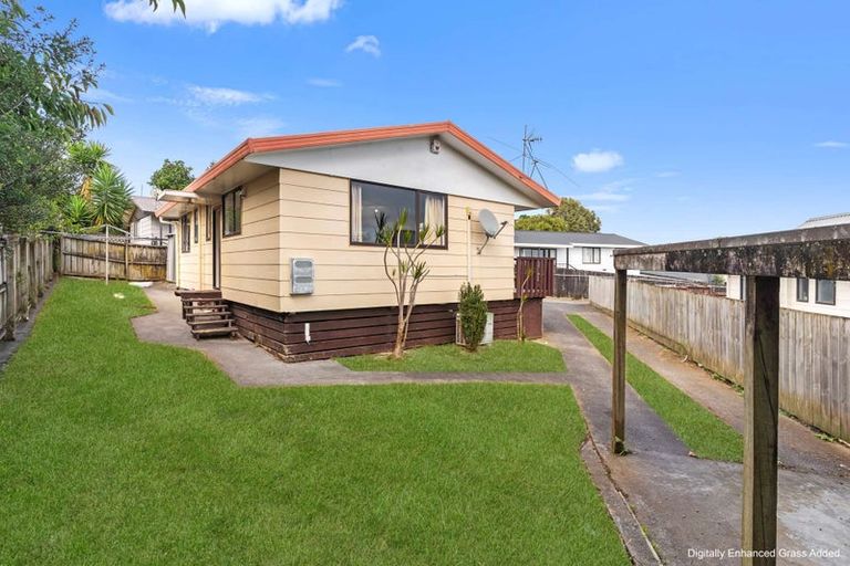 Photo of property in 1/7 Inca Place, Red Hill, Papakura, 2110