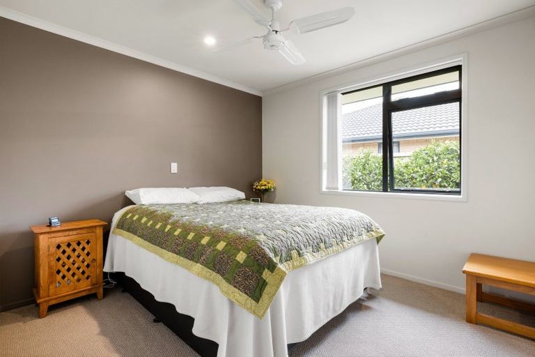 Photo of property in 5 Holcroft Place, Huntington, Hamilton, 3210