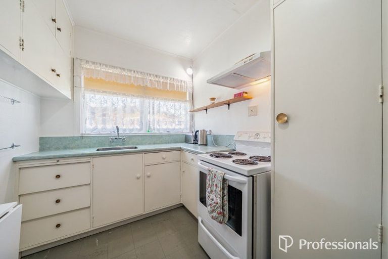 Photo of property in 1/1079 High Street, Taita, Lower Hutt, 5011