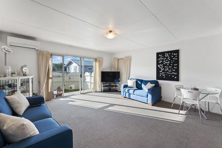 Photo of property in 3/50 Kenderdine Road, Papatoetoe, Auckland, 2025