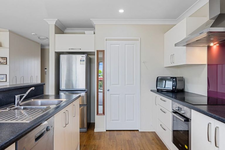 Photo of property in 54 Huntingdon Drive, Rangiora, 7400