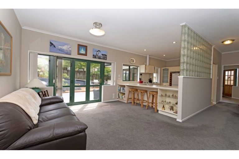 Photo of property in 5 Hoya Court, Henderson, Auckland, 0610
