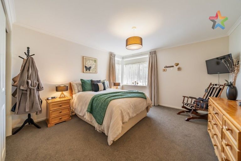 Photo of property in 27a Malone Road, Waterloo, Lower Hutt, 5011