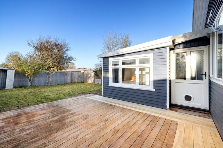 Photo of property in 11 Wyon Street, Linwood, Christchurch, 8062