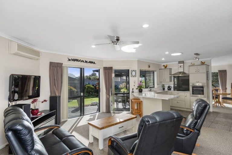 Photo of property in 10 Gordet Drive, Katikati, 3129