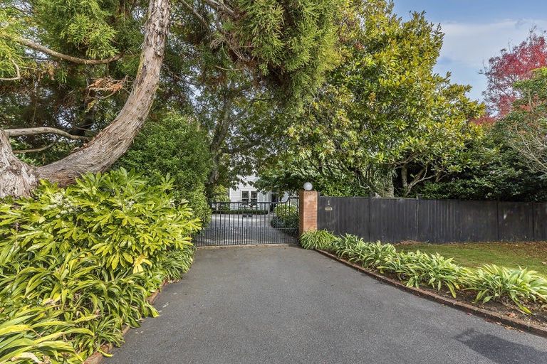 Photo of property in 1 Fancourt Street, Karori, Wellington, 6012