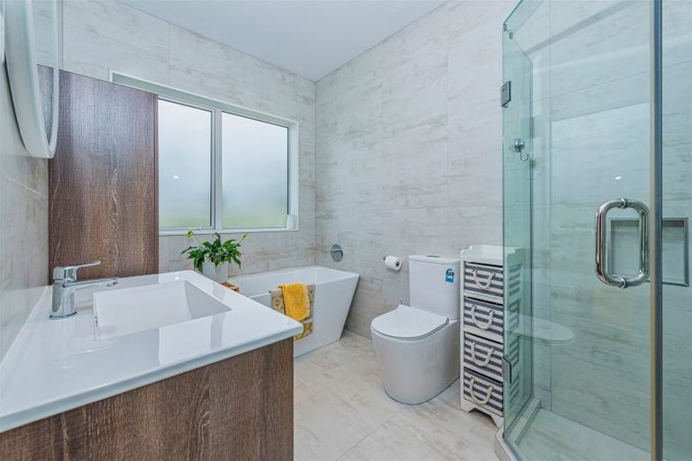 Photo of property in 20c Duke Street, Riverhead, 0820