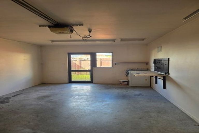 Photo of property in 3/66 Kawaha Point Road, Kawaha Point, Rotorua, 3010