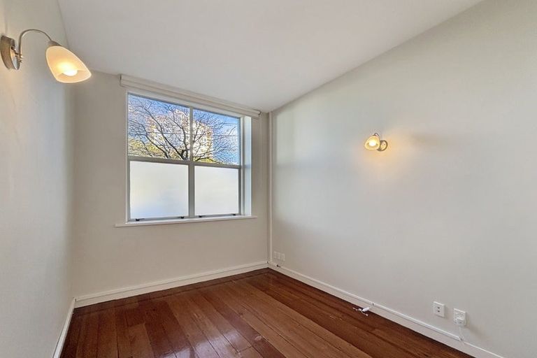 Photo of property in 1/30 Hanson Street, Mount Cook, Wellington, 6021