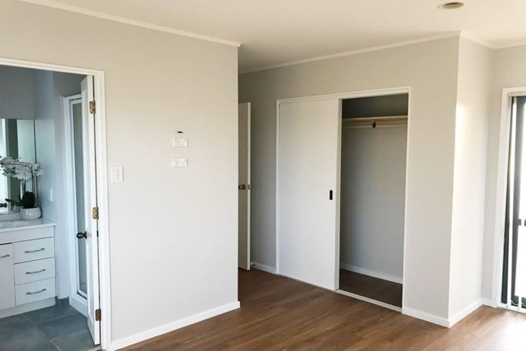 Photo of property in 100 Chapel Road, Flat Bush, Auckland, 2019