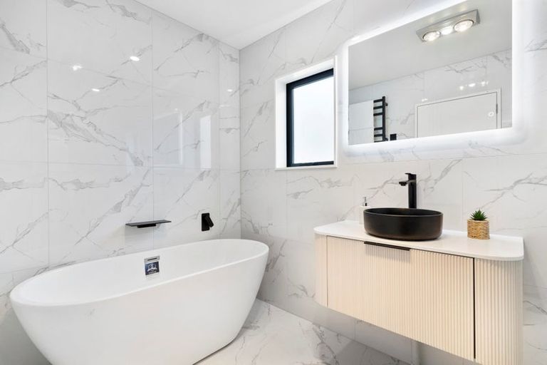 Photo of property in 3/49 Gray Avenue, Mangere East, Auckland, 2024