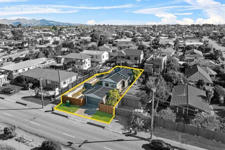 Photo of property in 19 Marine Parade, North New Brighton, Christchurch, 8083