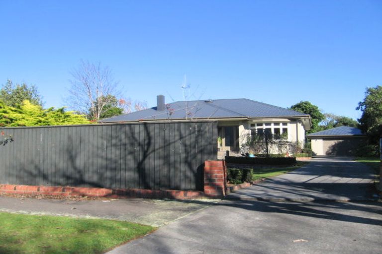 Photo of property in 25 Karina Terrace, Roslyn, Palmerston North, 4414