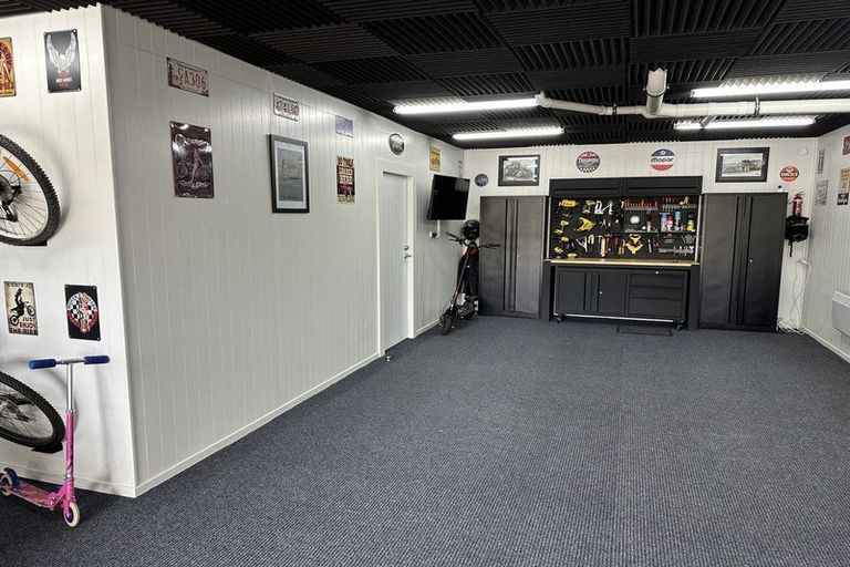 Photo of property in 27 Pendeen Crescent, Jacks Point, Queenstown, 9371