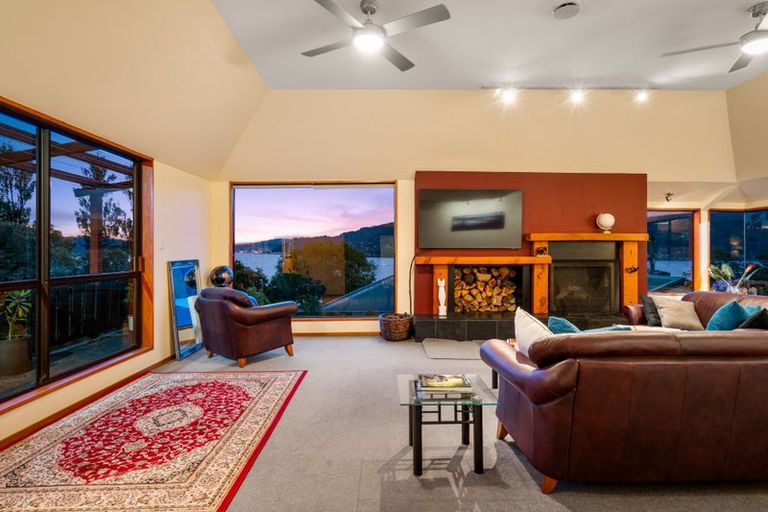 Photo of property in 24 Gorman Street, Macandrew Bay, Dunedin, 9014