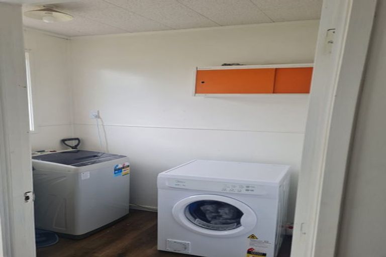 Photo of property in 4 Lawford Place, Mangere, Auckland, 2022