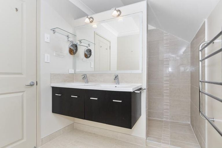 Photo of property in 5 Glenpark Crescent, Bethlehem, Tauranga, 3110