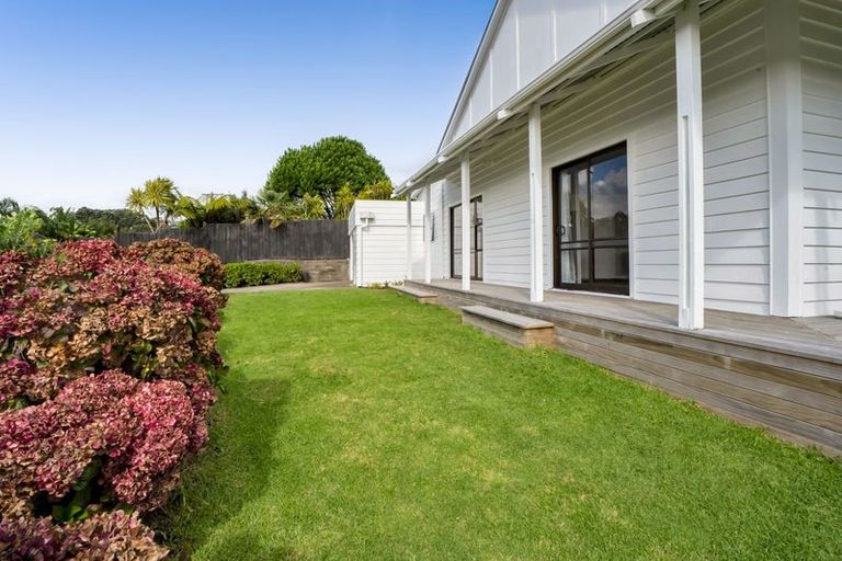 Photo of property in 15e Rospeath Crescent, Spotswood, New Plymouth, 4310