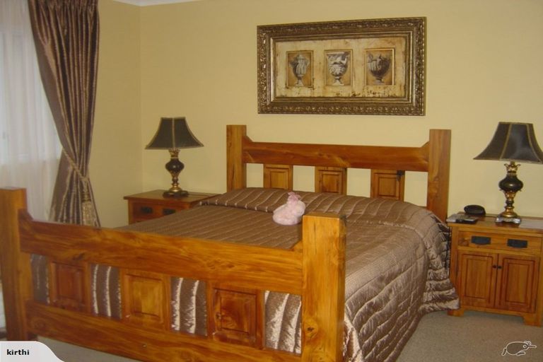 Photo of property in 9 The Topdeck, Whitby, Porirua, 5024