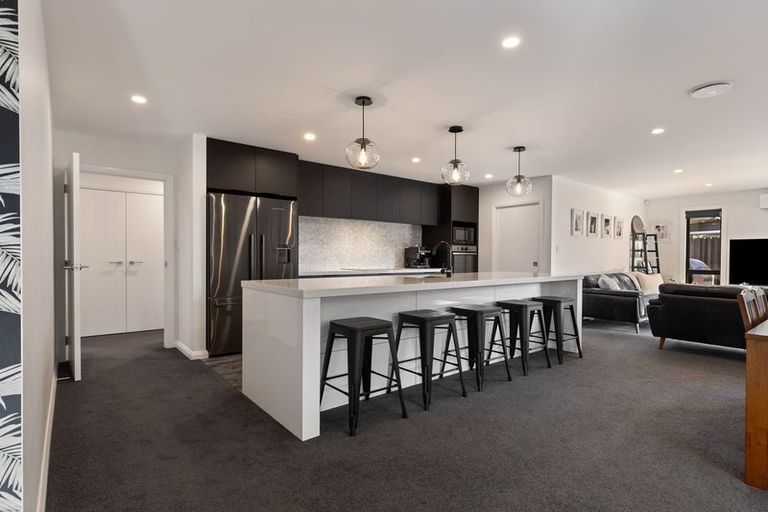 Photo of property in 40 Freedom Drive, Kelvin Grove, Palmerston North, 4414