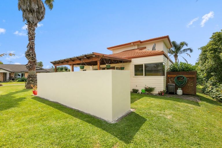 Photo of property in 48 Manor Park Drive, Pyes Pa, Tauranga, 3112