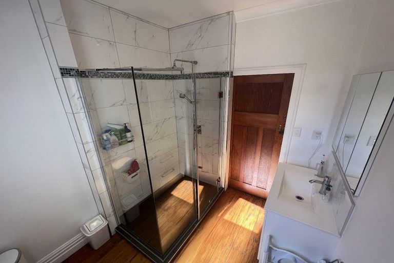 Photo of property in 17 Fife Lane, Miramar, Wellington, 6022