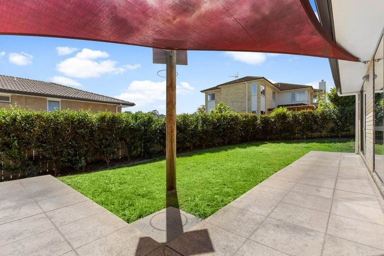 Photo of property in 3 Ohau Court, Fairview Heights, Auckland, 0632