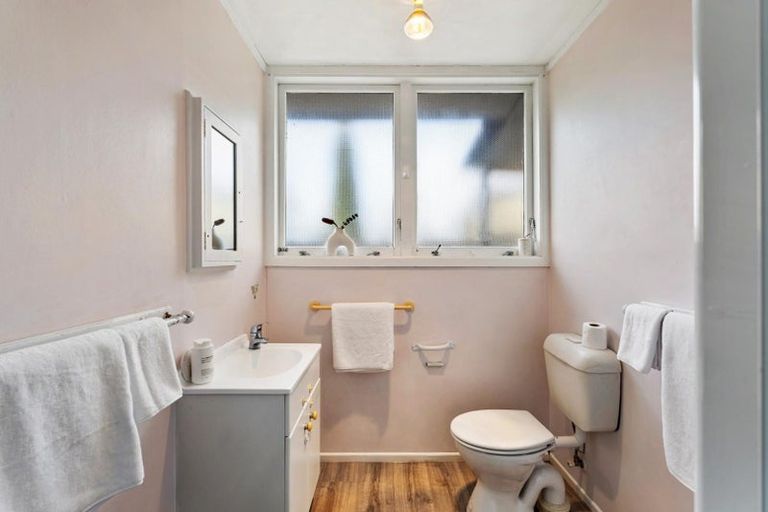 Photo of property in 22 Caxton Street, Onekawa, Napier, 4110