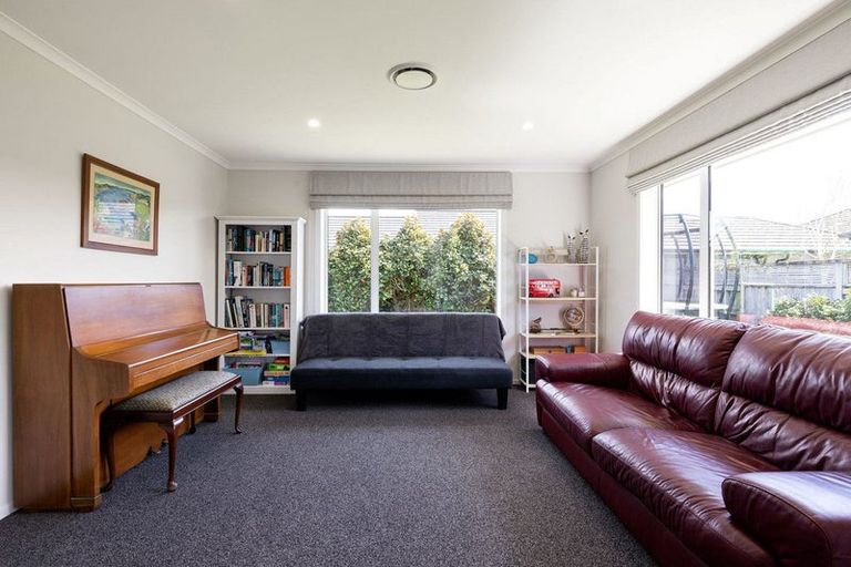 Photo of property in 81 Jarrett Terrace, Leamington, Cambridge, 3432