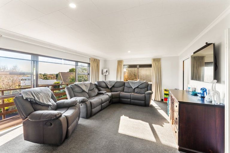 Photo of property in 28 Brandon Street, Otaki, 5512