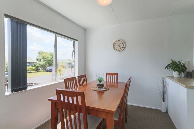 Photo of property in 19 Tawari Street, Inglewood, 4330