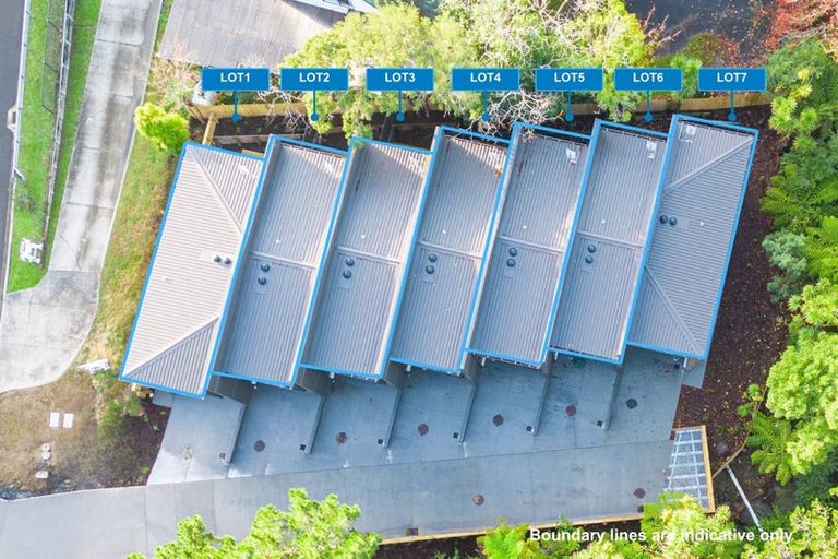 Photo of property in 43 Oteha Valley Road, Northcross, Auckland, 0632