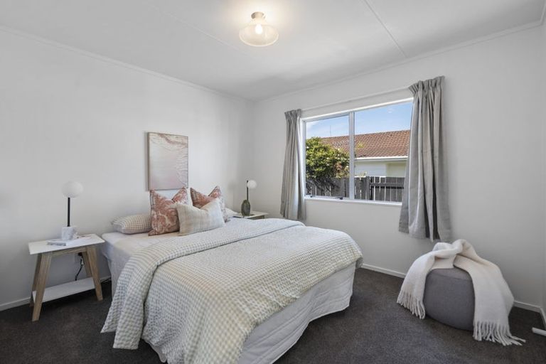 Photo of property in 35 Jupiter Street, Milson, Palmerston North, 4414