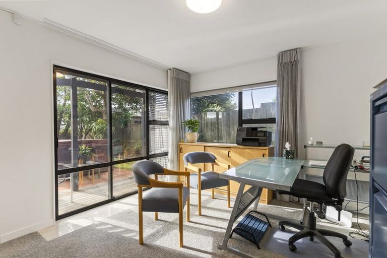 Photo of property in 1/75 Kowhai Road, Mairangi Bay, Auckland, 0630